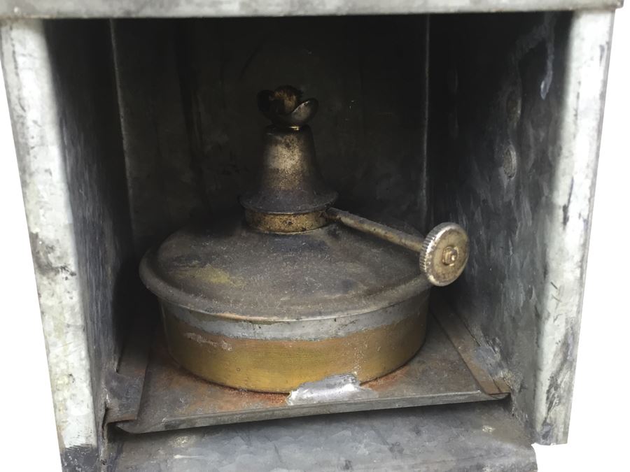 Vintage Lantern Of Unknown Origin [Photo 3]