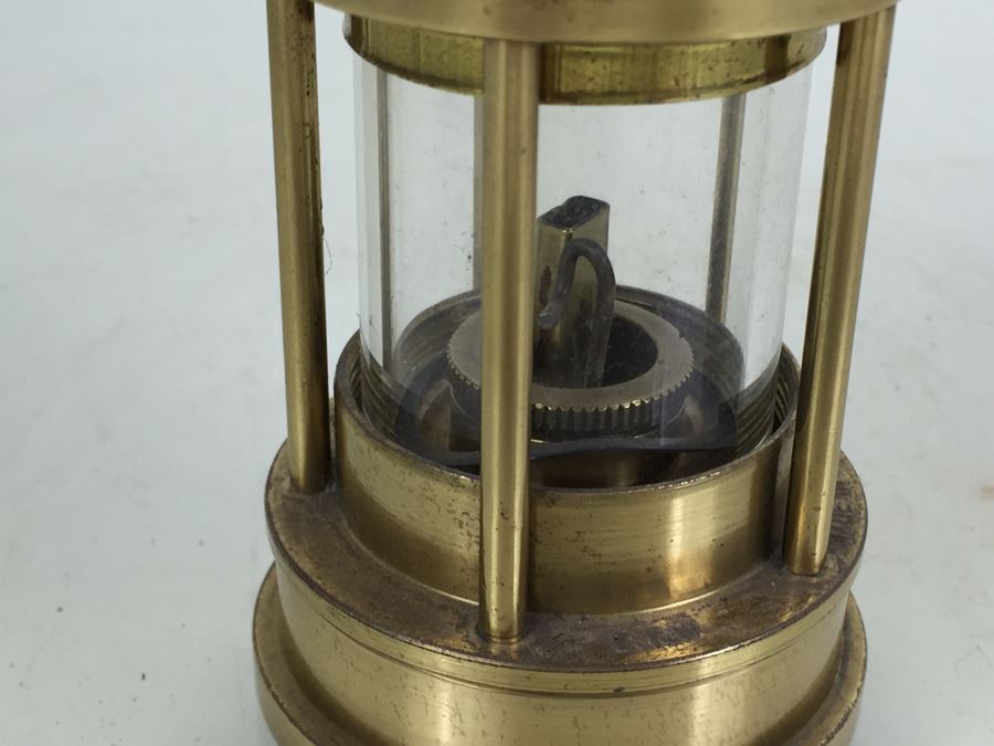 Solid Brass Miners' Lamp E. Thomas & Williams Ltd Cambrian No HS 8771 Oil Lantern Makers Aberdare Wales [Photo 13]