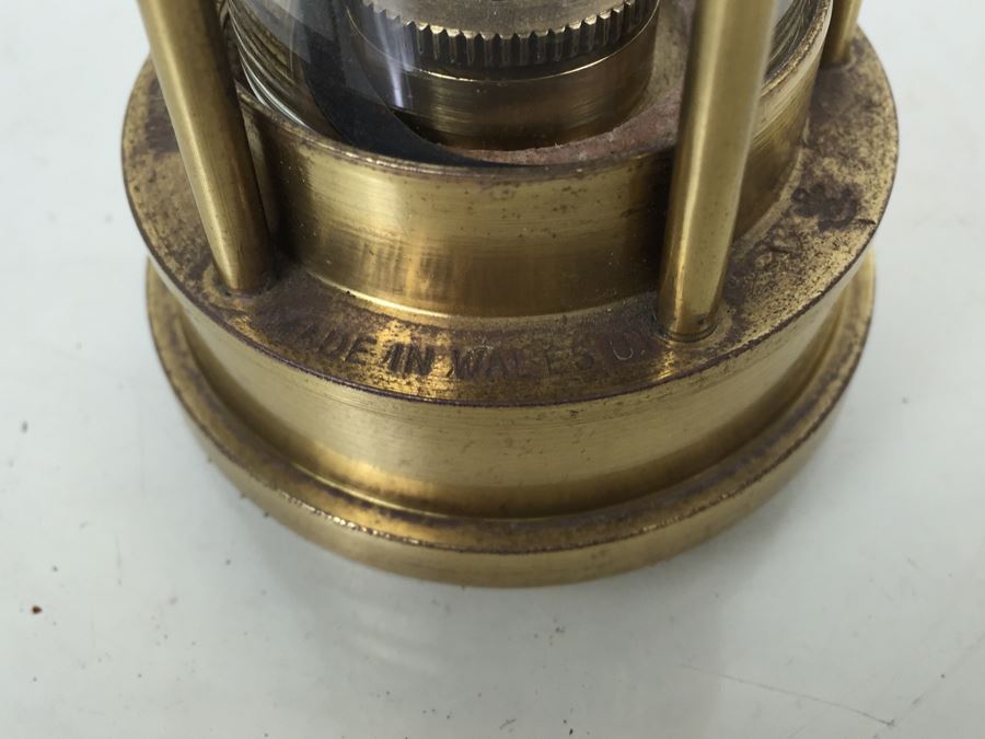 Solid Brass Miners' Lamp E. Thomas & Williams Ltd Cambrian No HS 8771 Oil Lantern Makers Aberdare Wales [Photo 10]