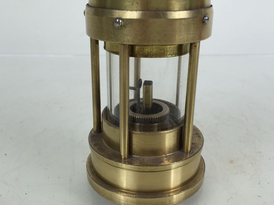 Solid Brass Miners' Lamp E. Thomas & Williams Ltd Cambrian No HS 8771 Oil Lantern Makers Aberdare Wales [Photo 3]