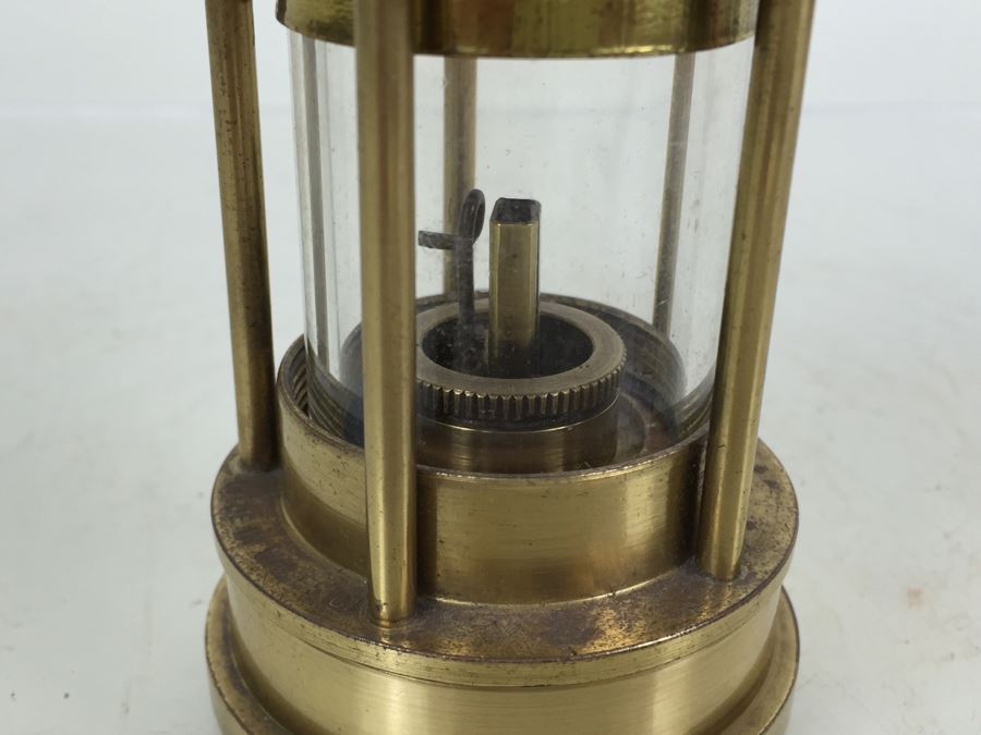 Solid Brass Miners' Lamp E. Thomas & Williams Ltd Cambrian No HS 8771 Oil Lantern Makers Aberdare Wales [Photo 9]