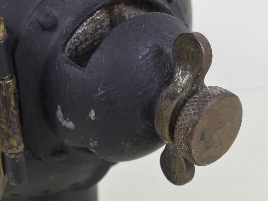 Antique Automobile Light 'Les Vestales' Phares Besnard No. 1864 UNIS France [Photo 15]