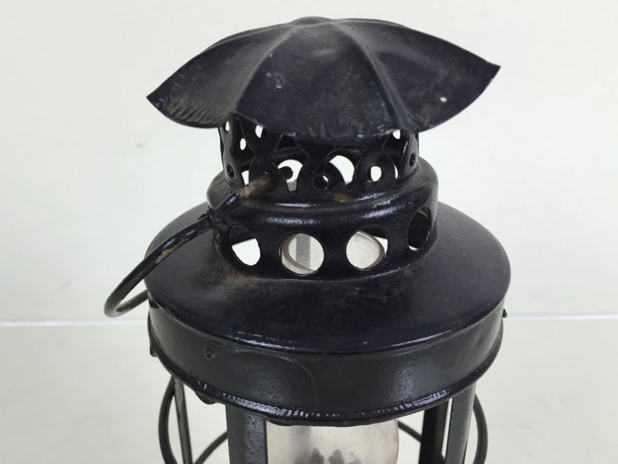 Vintage Lantern Maker Unknown [Photo 3]