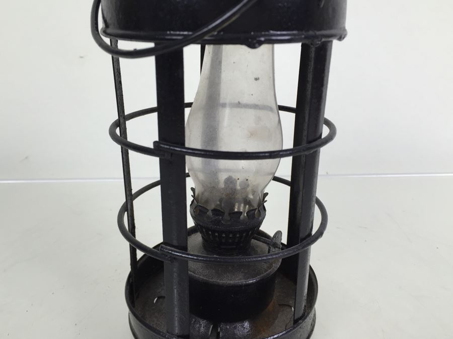 Vintage Lantern Maker Unknown [Photo 2]