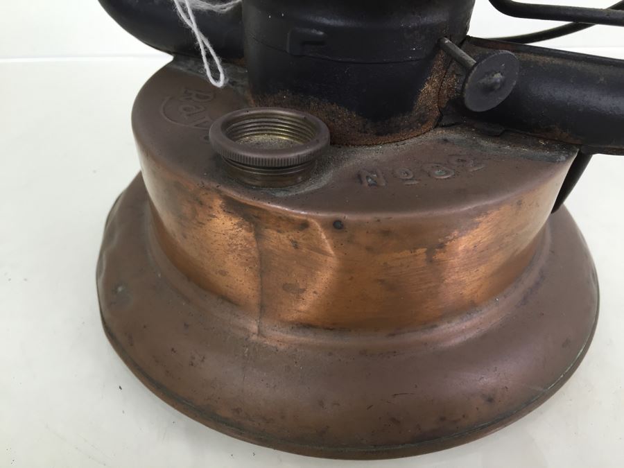 Pritchard-Strong 'Rayo' No.82 Cold Blast Lantern [Photo 12]