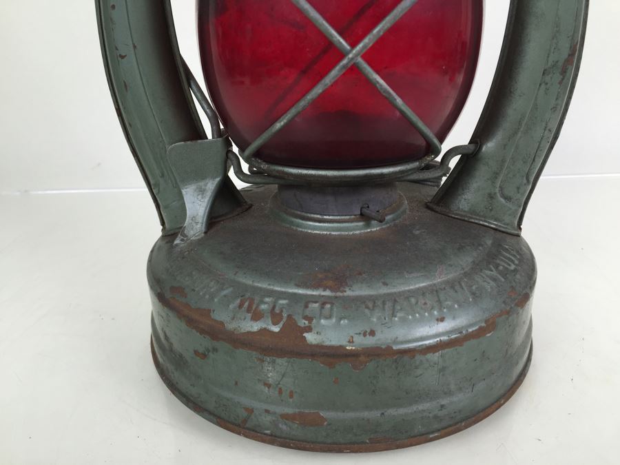 Vintage Embury Lantern Green With Red Globe Little Air Pilot No. 1  [Photo 6]