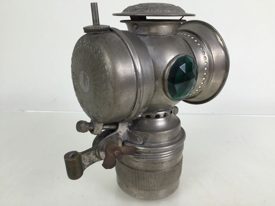 The Badger Brass Mfg Co. Kenosha, Was., U.S.A. Solar Lantern Bicycle Carbide Lamp With Red & Green Side Lenses [Photo 12]