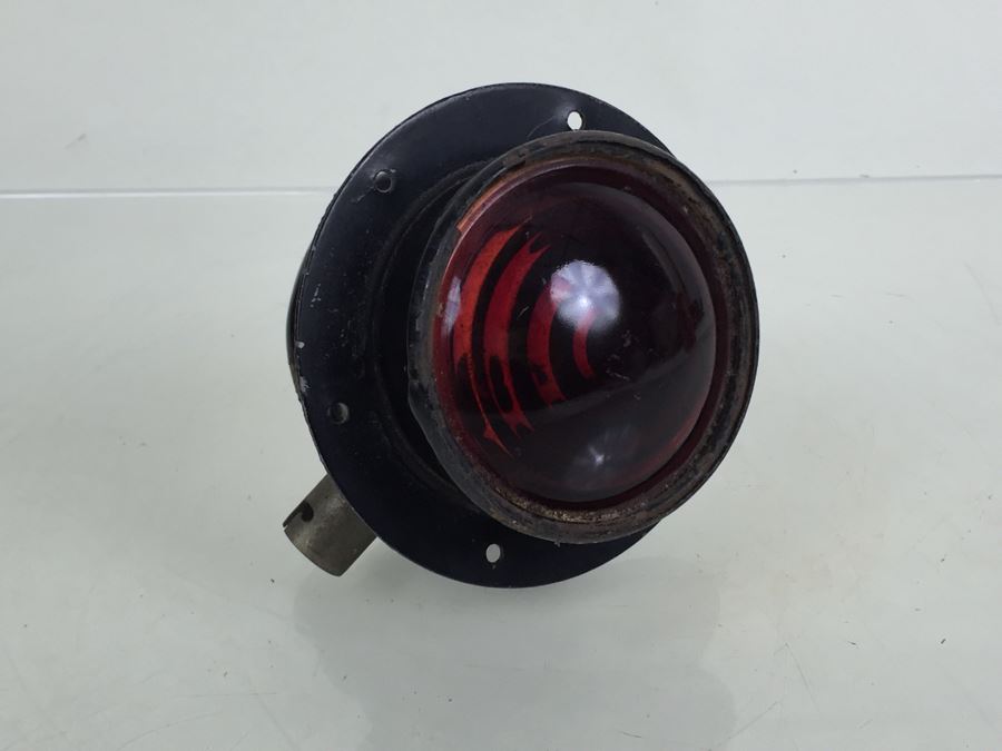 Vintage Red And White Lenses Transportation Related [Photo 5]