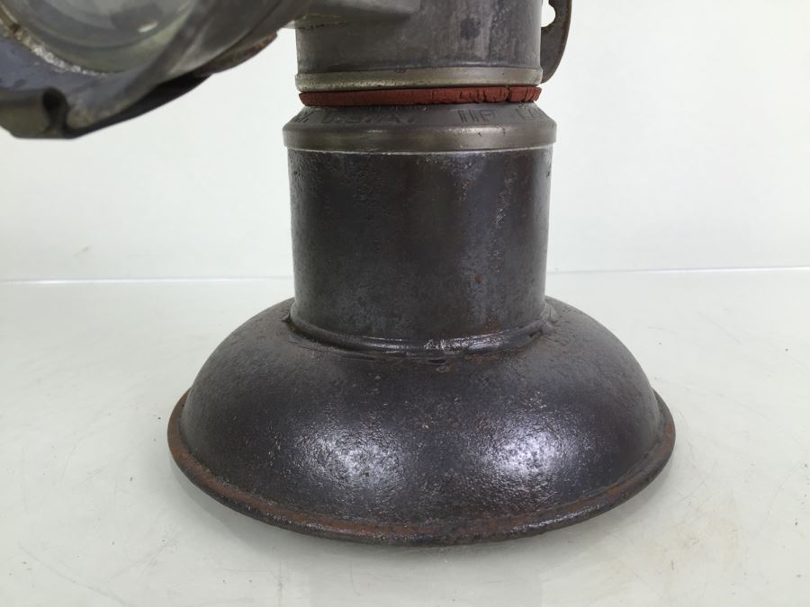 Rare Dew-R-Lite Inspectors Lamp Railroad Lantern Dewar Manufacturing Co Brooklyn NY No. 2155 [Photo 5]