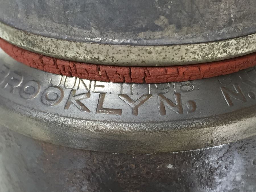 Rare Dew-R-Lite Inspectors Lamp Railroad Lantern Dewar Manufacturing Co Brooklyn NY No. 2155 [Photo 9]