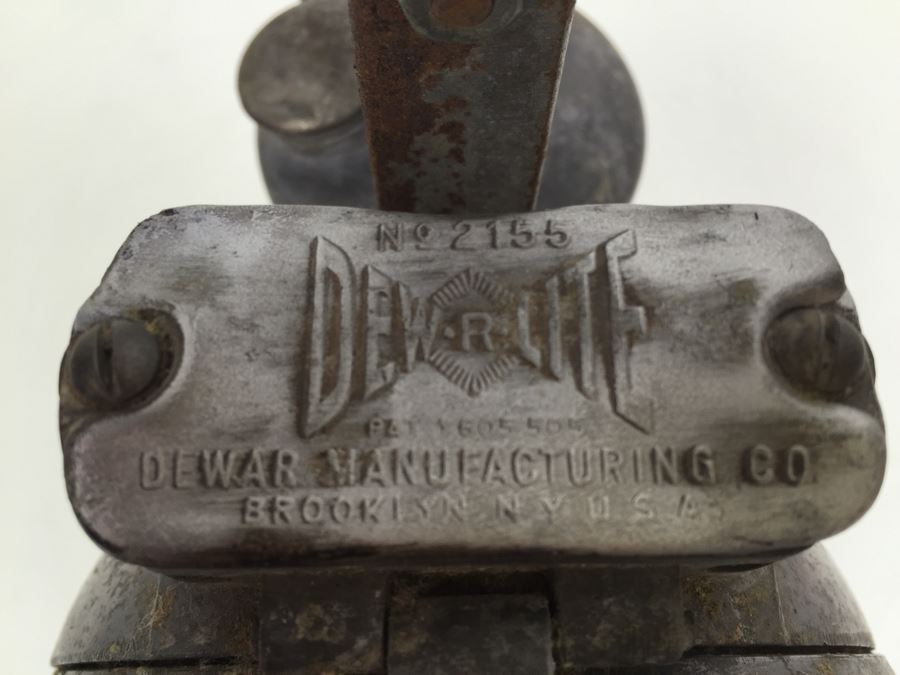 Rare Dew-R-Lite Inspectors Lamp Railroad Lantern Dewar Manufacturing Co Brooklyn NY No. 2155 [Photo 3]