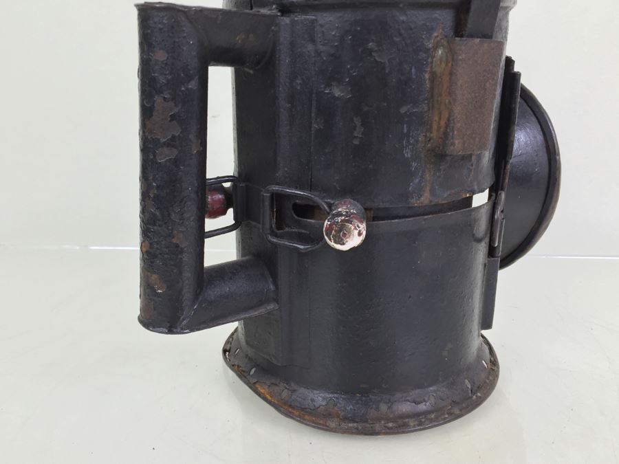 Old Railroad Lantern Maker Unknown [Photo 15]