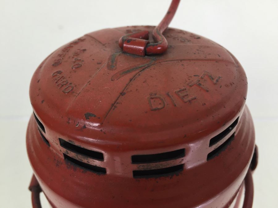 Dietz No. 40 Traffic Gard NY USA Red Railroad Lantern [Photo 11]
