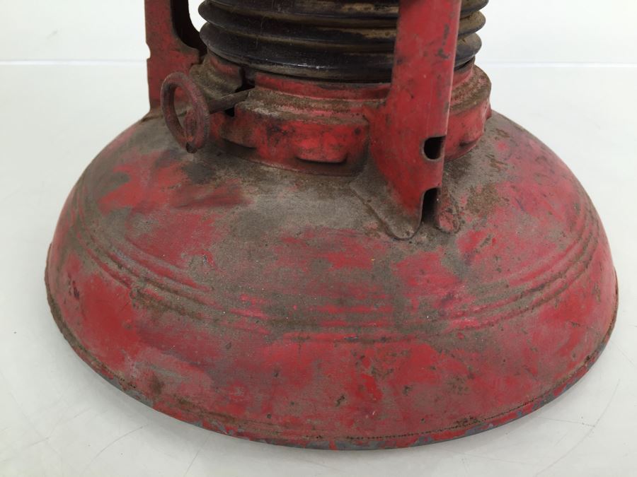 Dietz No. 40 Traffic Gard NY USA Red Railroad Lantern [Photo 13]