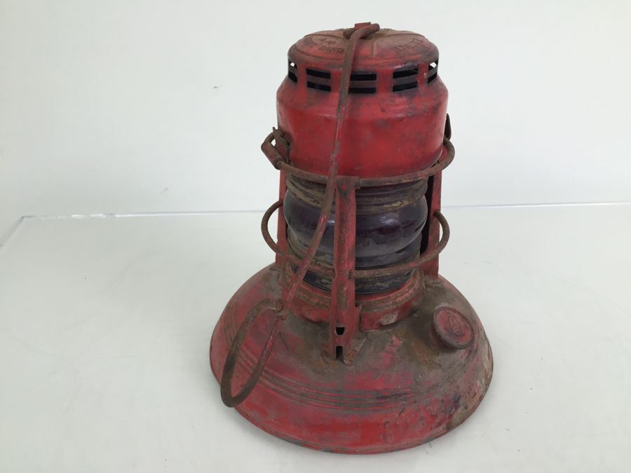 Dietz No. 40 Traffic Gard NY USA Red Railroad Lantern [Photo 8]