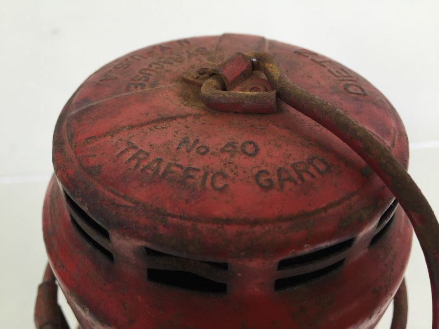 Dietz No. 40 Traffic Gard NY USA Red Railroad Lantern [Photo 9]