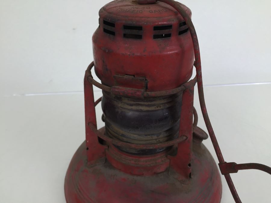 Dietz No. 40 Traffic Gard NY USA Red Railroad Lantern [Photo 11]