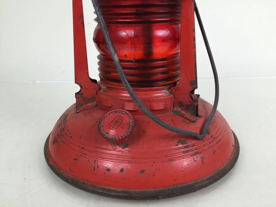 Dietz No. 40 Traffic Gard NY USA Red Railroad Lantern Stamped Consolidated Edison System [Photo 11]