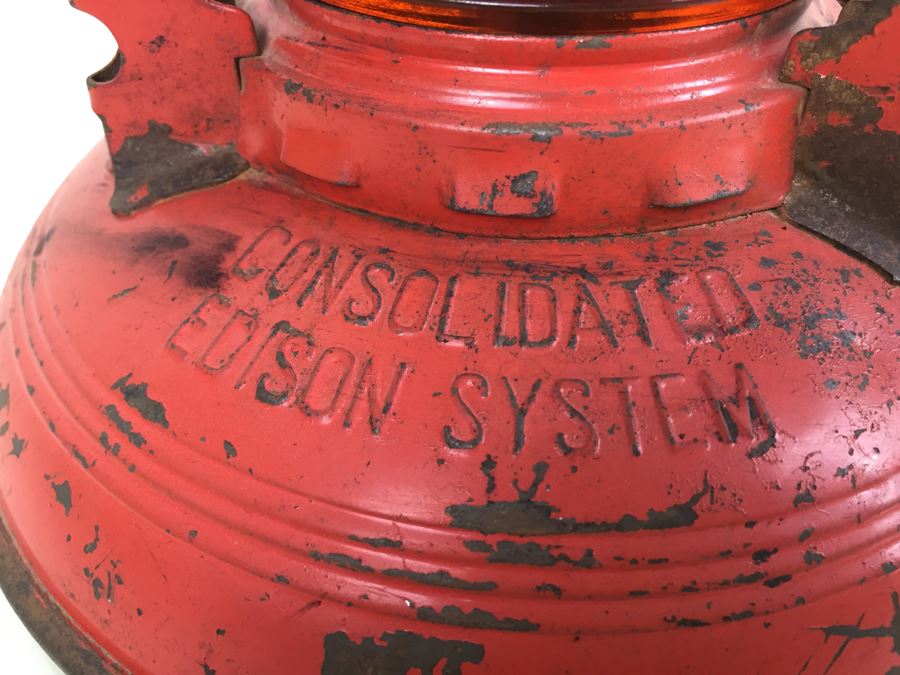 Dietz No. 40 Traffic Gard NY USA Red Railroad Lantern Stamped Consolidated Edison System [Photo 4]