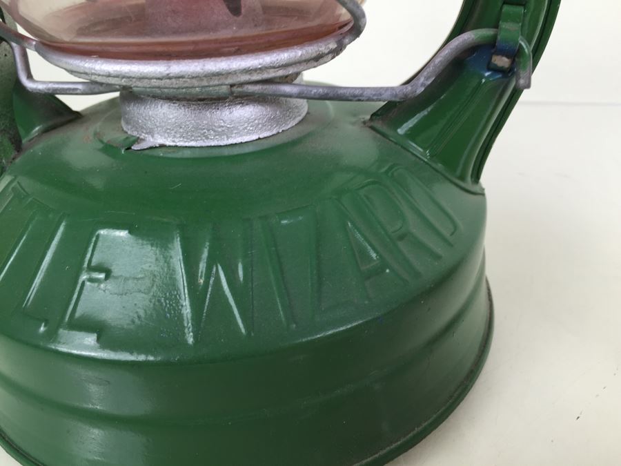 Dietz Little Wizard Lantern [Photo 2]