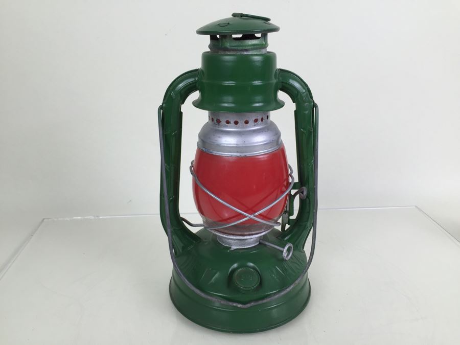 Dietz Little Wizard Lantern [Photo 6]