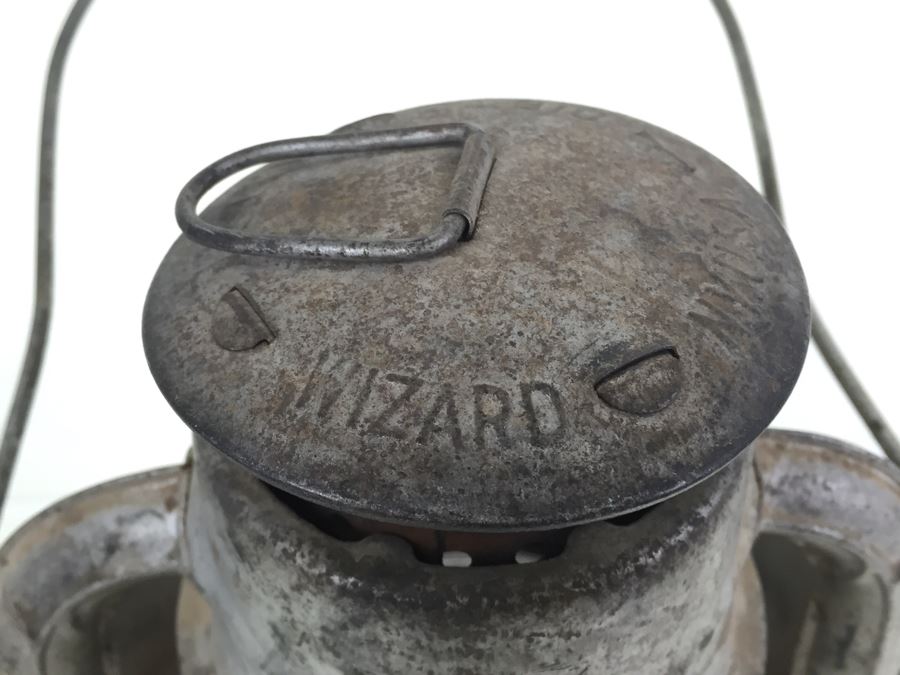 Vintage Dietz Little Wizard Lantern With Original Glass Globe [Photo 7]