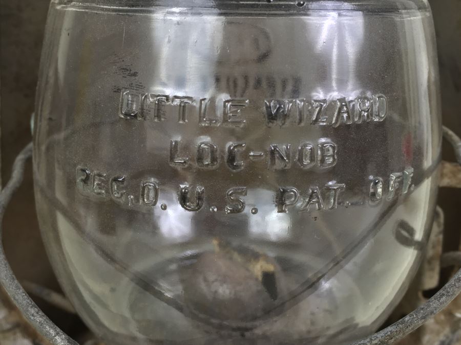 Vintage Dietz Little Wizard Lantern With Original Glass Globe [Photo 2]
