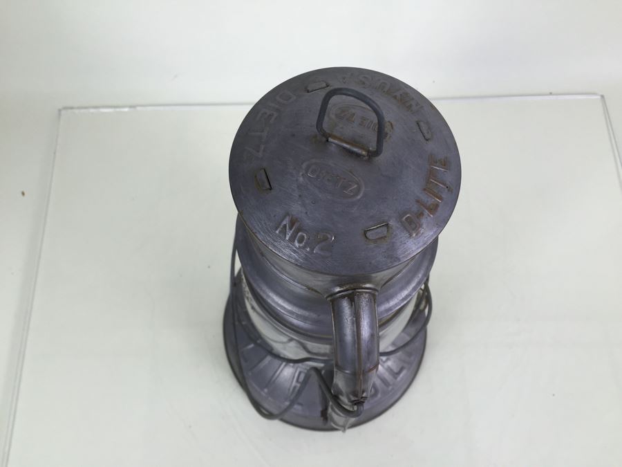 Rare Vintage Dietz D-Lite No. 2 Lantern With Original Globe Vine Motif On Handles [Photo 15]