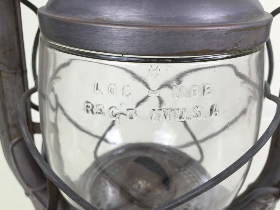 Rare Vintage Dietz D-Lite No. 2 Lantern With Original Globe Vine Motif On Handles [Photo 17]