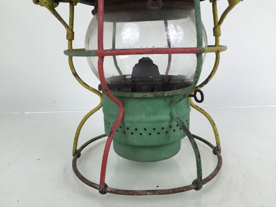Vintage Adams Westlake Co Railroad Lantern Painted Rastafarian Reggae [Photo 2]