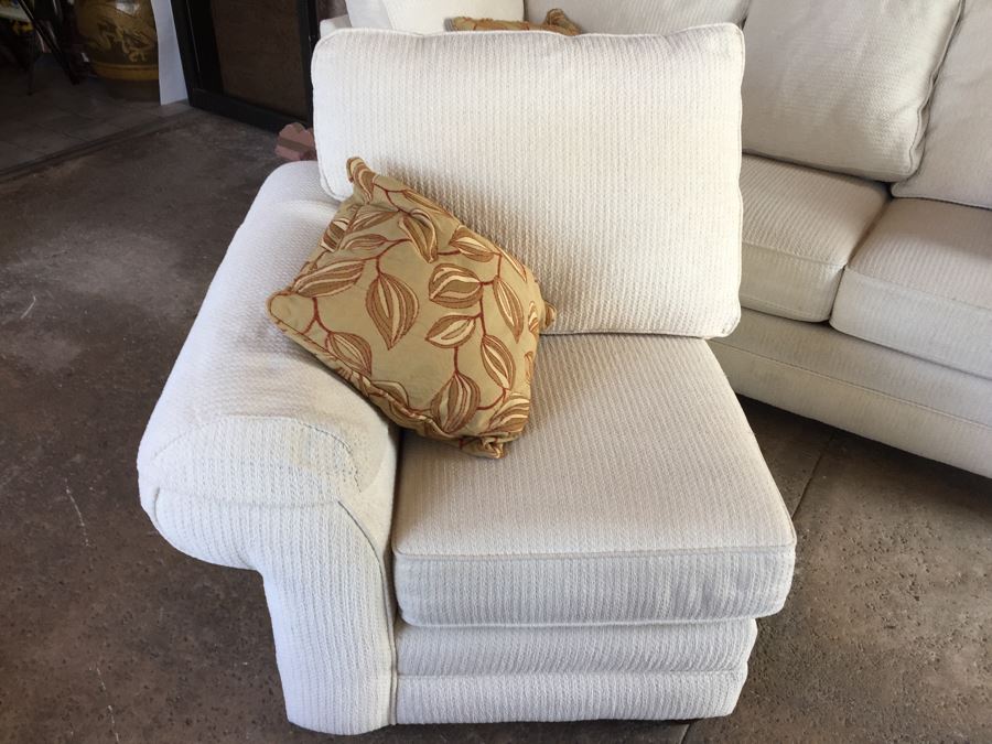 White Bassett Sectional Sofa With Accent Pillows In Excellent Condition [Photo 14]