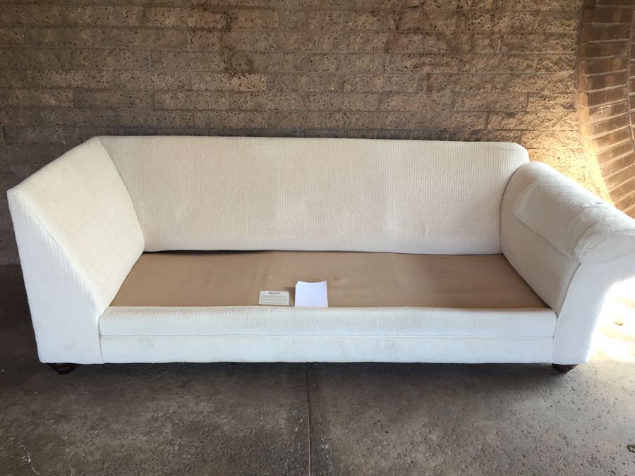 White Bassett Sectional Sofa With Accent Pillows In Excellent Condition [Photo 16]