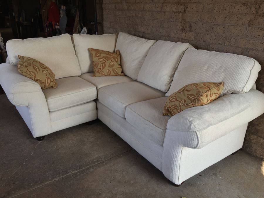 White Bassett Sectional Sofa With Accent Pillows In Excellent Condition [Photo 6]