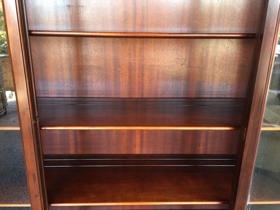 Nice Mahogany China Cabinet Lockable With Skeleton Key [Photo 9]