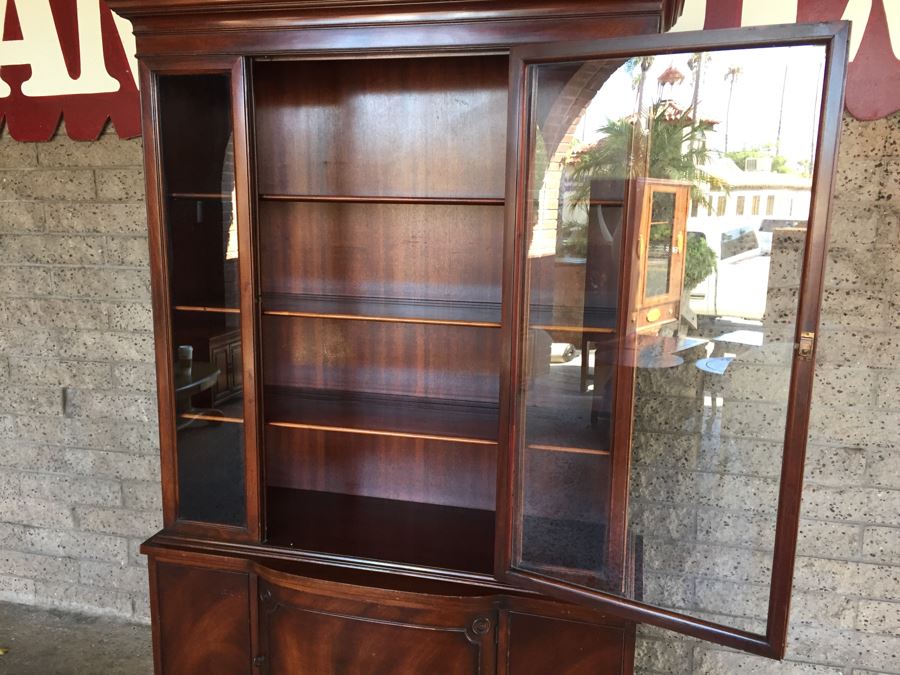 Nice Mahogany China Cabinet Lockable With Skeleton Key [Photo 8]