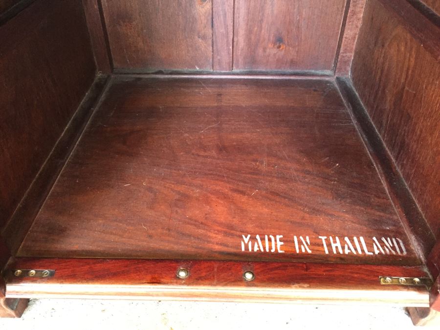 Stunning Rosewood Nightstands End Tables [Photo 17]