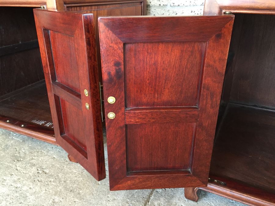 Stunning Rosewood Nightstands End Tables [Photo 3]