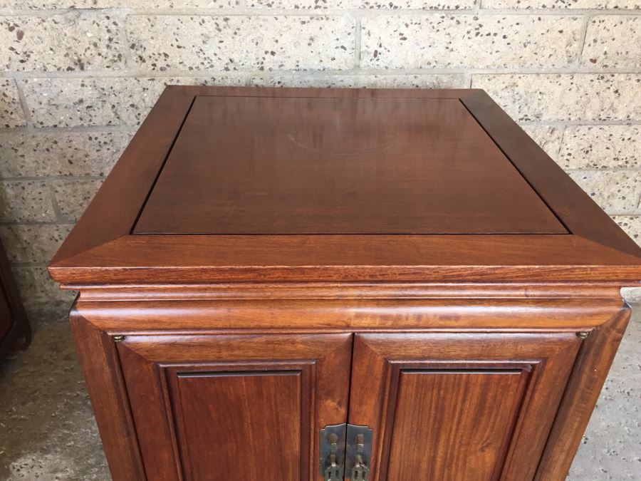 Stunning Rosewood Nightstands End Tables [Photo 5]