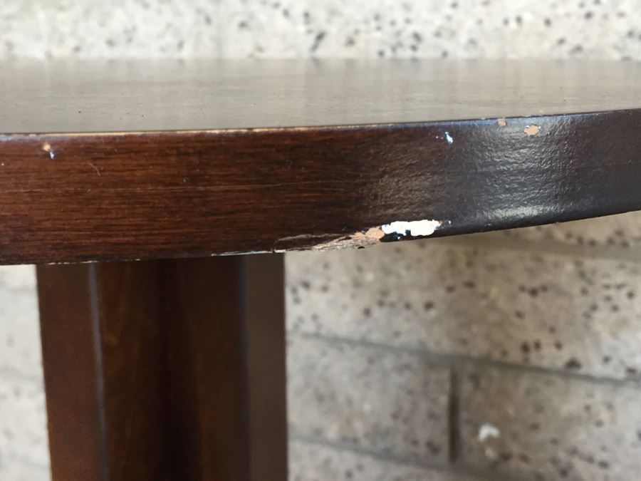 Round Side Table [Photo 5]