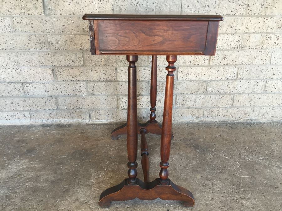 Vintage Wooden Desk [Photo 6]