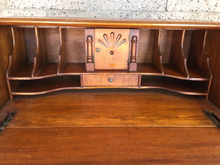 Nice Serpentine Front Small Secretary Desk With Ball And Claw Feet [Photo 6]
