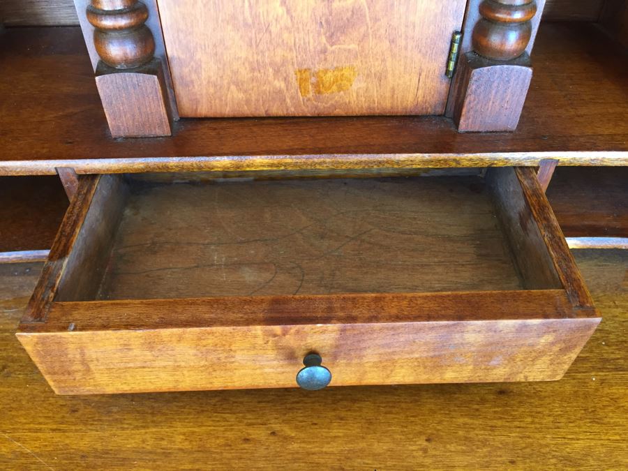 Nice Serpentine Front Small Secretary Desk With Ball And Claw Feet [Photo 8]
