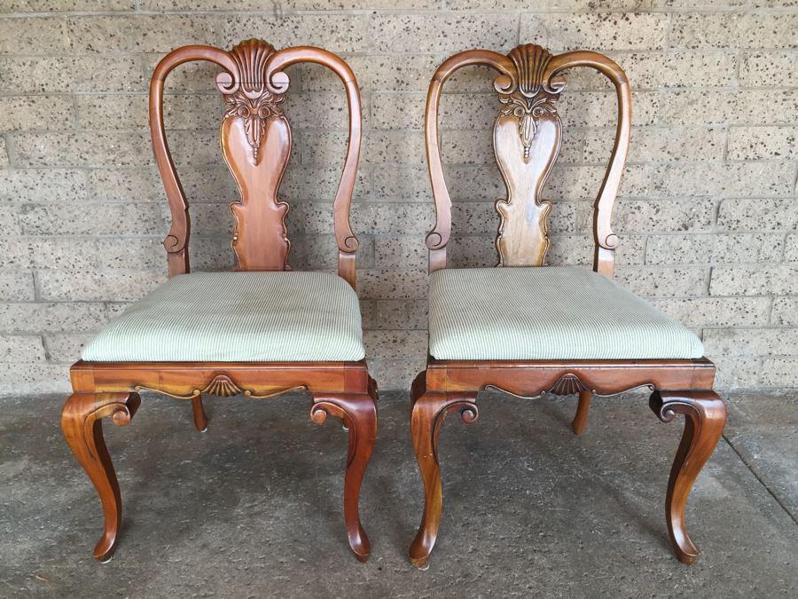 Pair Of Queen Anne Style Side Chairs [Photo 4]