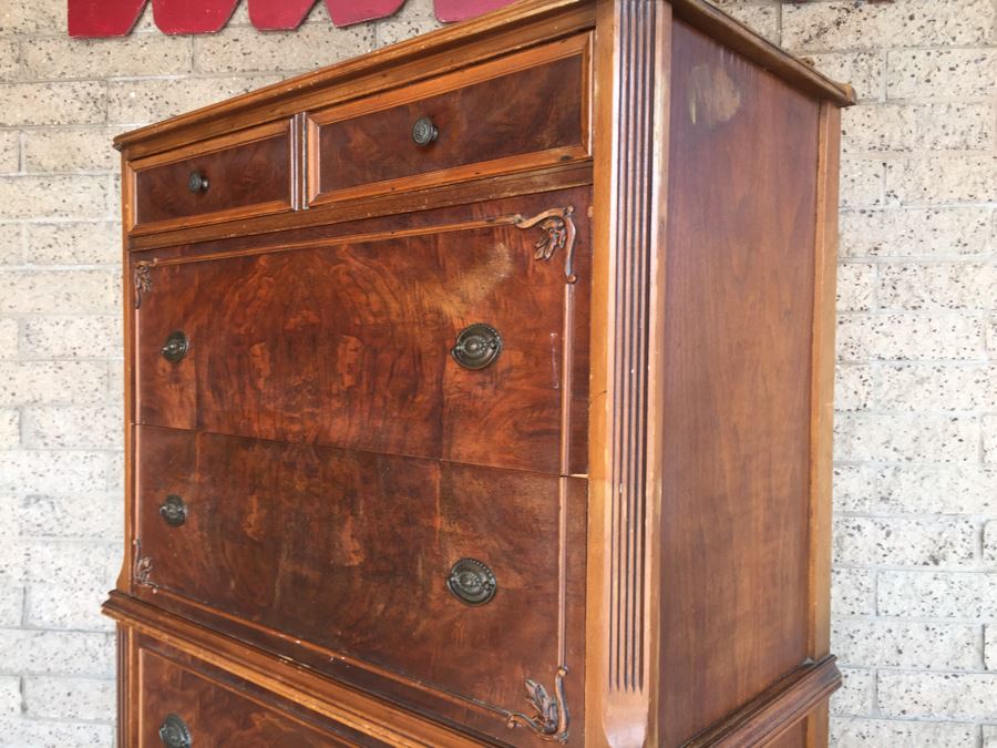 Vintage Chest Of Drawers Dresser On Casters