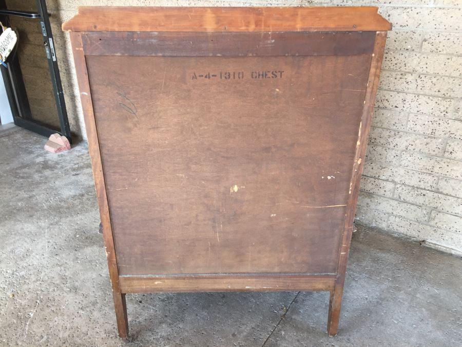 Vintage Chest Of Drawers Dresser On Casters [Photo 15]