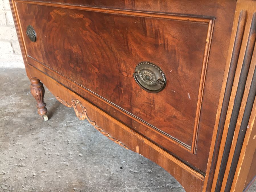 Vintage Chest Of Drawers Dresser On Casters