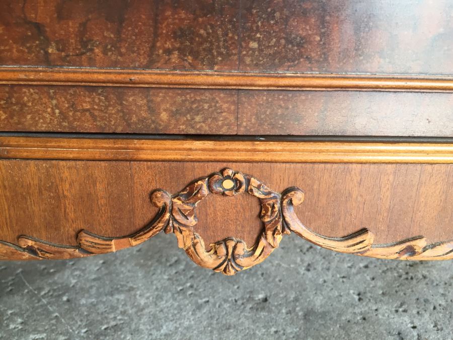 Vintage Chest Of Drawers Dresser On Casters [Photo 3]
