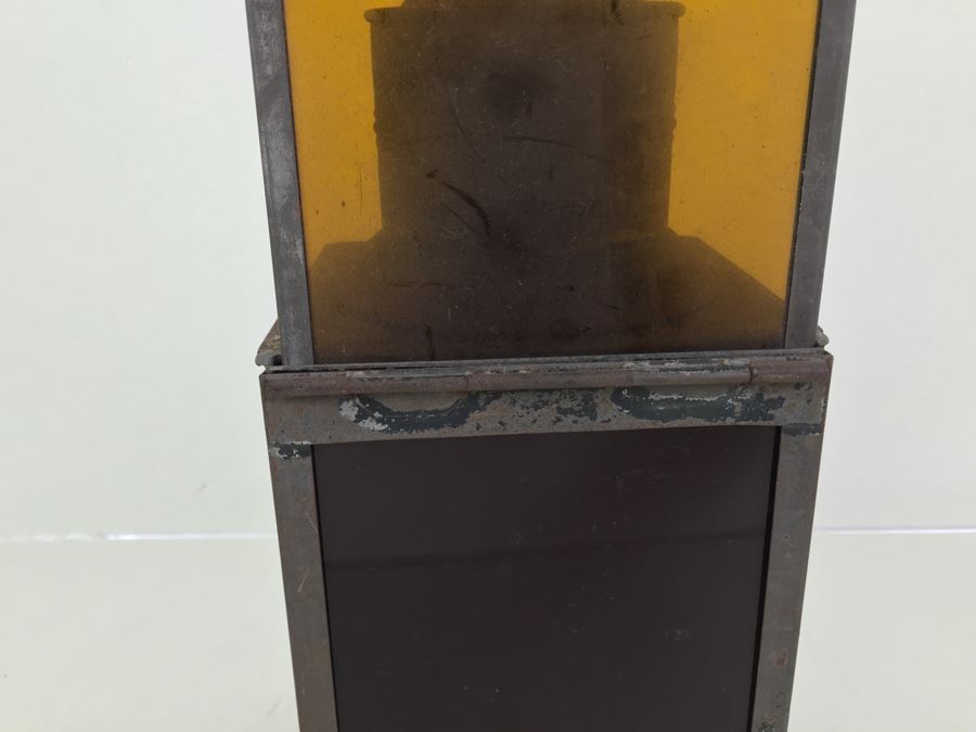Vintage Signal Lantern Maker Unknown [Photo 3]