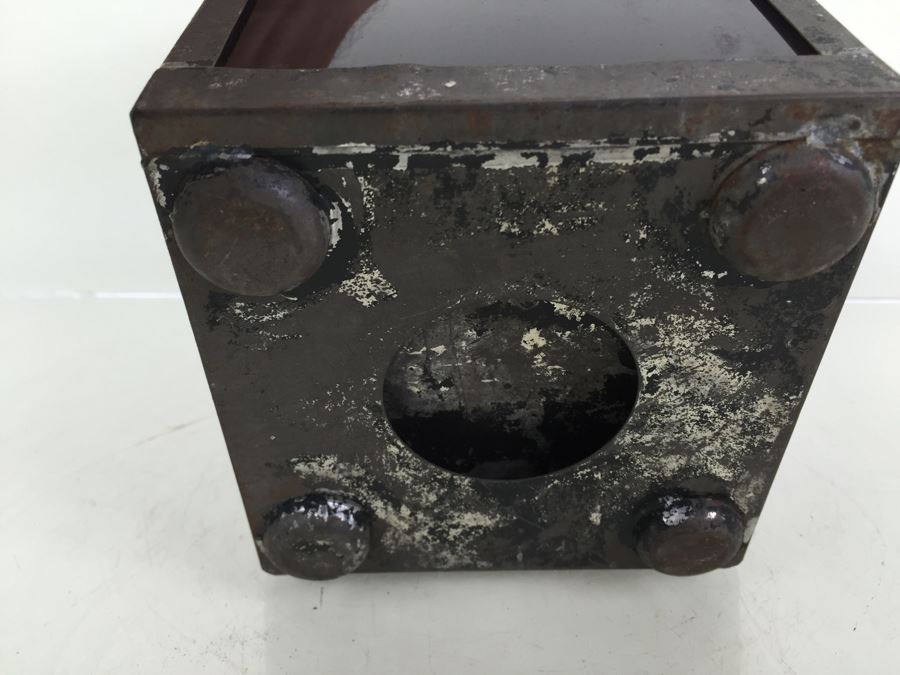 Vintage Signal Lantern Maker Unknown [Photo 11]