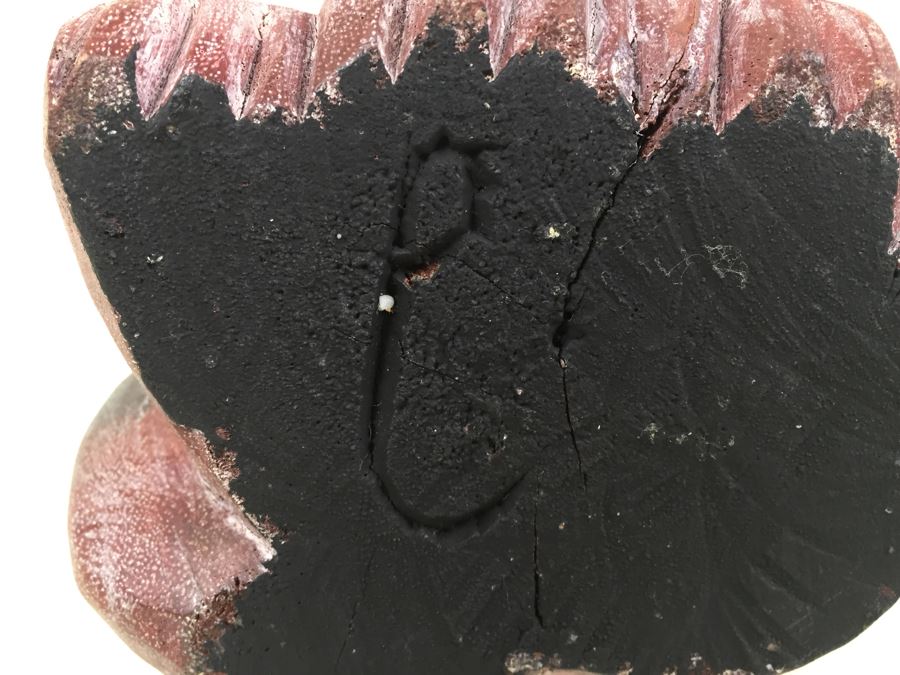 Signed Carved Wood Cat Statue [Photo 3]